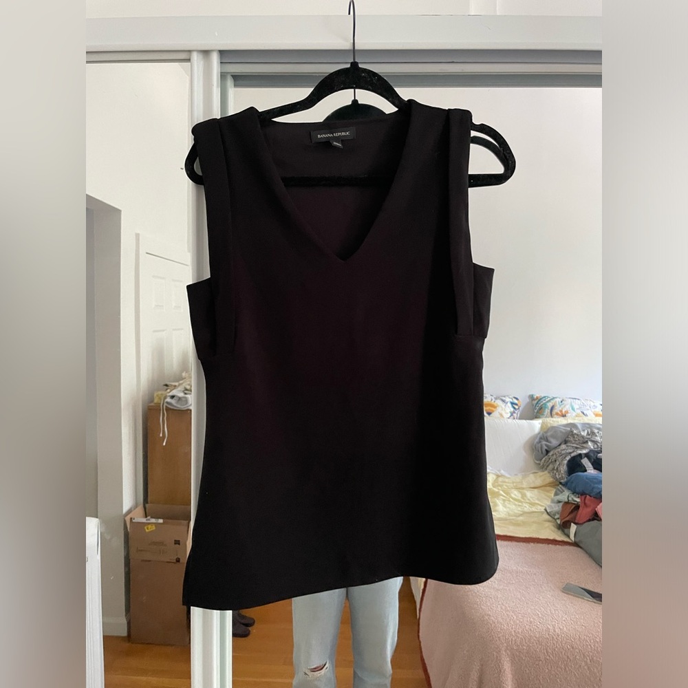 Elegant Black Sleeveless Top